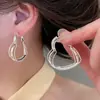 Brincos ovais multicamadas em forma de diamante com pingo de óleo e poá em agulha de prata, com toque de luxo leve e de alta qualidade, brincos modernos e versáteis