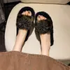 Zapatillas peludas de felpa con estampado de leopardo de moda para otoño e invierno para mujer, para usar en exteriores, zapatillas de fuegos artificiales, zapatillas de algodón con pedrería