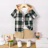 Fornecimento Transfronteiriço de Camisas com Capuz de Manga Curta Xadrez para Crianças Pequenas e Médias, Bermudas Casuais, Conjuntos de Duas Peças para Meninos, Roupas Infantis, Fatos de Verão para Homens