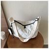 Bolsa Grande de Mujer Bordada Acolchada 2026 Nueva Moda Tendencia Bolso de Hombro Cruzado Celebridad de Internet Bolsa Dumpling