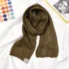 Bufanda Corta de Lana Hueca Estilo Coreano para Mujer Otoño e Invierno Bufanda de Lana Tejida Caliente de Moda Bufanda de Estudiante