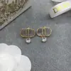 Pendientes Cd de Dior/Christian Dior para Mujer, Estilo Ins de Lujo Ligero, Sensación Vintage de Alta Gama, Pendientes Cd con Letras Tachonadas de Diamantes, Pines de Plata 925, Venta al por Mayor