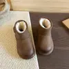 Botas de Nieve para Niños 2025 Invierno Nuevo Estilo Niños y Niñas Botas Cálidas Engrosadas Retro Estilo Coreano Botas de Algodón para Niños Medianos y Grandes