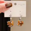 Brincos Geométricos Minimalistas em Forma de Losango Estilo Coreano com Diamantes, Brincos Dourados Estilo Maillard, Luxo Leve, Sensação de Alto Padrão, Brincos Versáteis para Mulheres