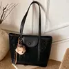 Bolso Grande de Leopardo para Mujer 2025 Nuevo Otoño e Invierno Moda Versátil Bolso de Hombro Casual Bolso Tote para Viajes Diarios Transfronterizo