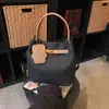 Bolso de Nicho Transfronterizo Nuevo 2025, Bolso Cruzado, Bolso Cubo Casual Simple de Moda, Bolso Versátil de Hombro para Viajes Diarios Bajo el Brazo