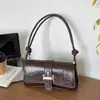 Bolso pequeño cuadrado retro versátil de estilo francés minimalista 2026, bolso cruzado elegante y de alta calidad