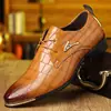 Zapatos de Hombre de Fábrica Transfronteriza Patrón de Cocodrilo Zapatos Formales de Negocios Punta Puntiaguda Tacón Bajo Zapatos de Cuero de Comercio Exterior En Stock Venta al por Mayor Zapatos Derby