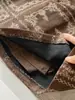 Falda Corta de Gamuza Bordada Jacquard Vintage para Mujer, Nueva Otoño de Cintura Alta Adelgazante Anti-Exposición Línea A