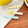 Lindo pasador de pelo de fruta de dibujos animados para mujer, moderno, sin costuras, pinza de pico de pato de alta estética, dulce nuevo accesorio para el pelo de lado 2026