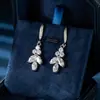 Moda Japonesa e Coreana Pequenos Brincos de Gancho Frescos Cobre com Zircônia Incrustada Brincos Femininos Brincos de Temperamento Elegante de Alta Qualidade Acessórios Versáteis