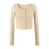 Conjunto de tres piezas estilo coreano para mujer: camisola acolchada con cuello redondo, cárdigan de manga larga y falda body ajustada de doble capa con abertura