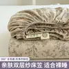 Lindo Estampado de Gatito Clase A Gasa de Doble Capa Tipo Nube Conjunto de Tres Piezas Estilo Infantil y Estudiantil con Sábana Bajera Completamente Envuelta y Completamente Fija