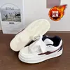 2026 Nuevos Zapatos de Lona Amarillo Crema para Mujer Suela Gruesa para Aumentar la Altura Zapatos Deportivos Retro Transpirables Casuales Zapatos Blancos Versátiles de Moda