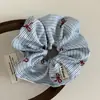 Scrunchie Bordado de Cereja Doce e Fofo, Elástico de Cabelo Elegante e Estiloso para Mulheres