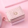 Billetera Transfronteriza Monedero para Mujer 2025 Nuevo Monedero Triple Bordado con Cremallera Moda Simple Bolso Billetera Pequeño