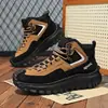 Sapatos Masculinos Populares de Comércio Exterior 2026 Sapatos Casuais para Esportes de Inverno Tendência Sapatos de Algodão Espessados com Pelúcia Sapatos Masculinos para Aumentar a Altura de Comércio Exterior