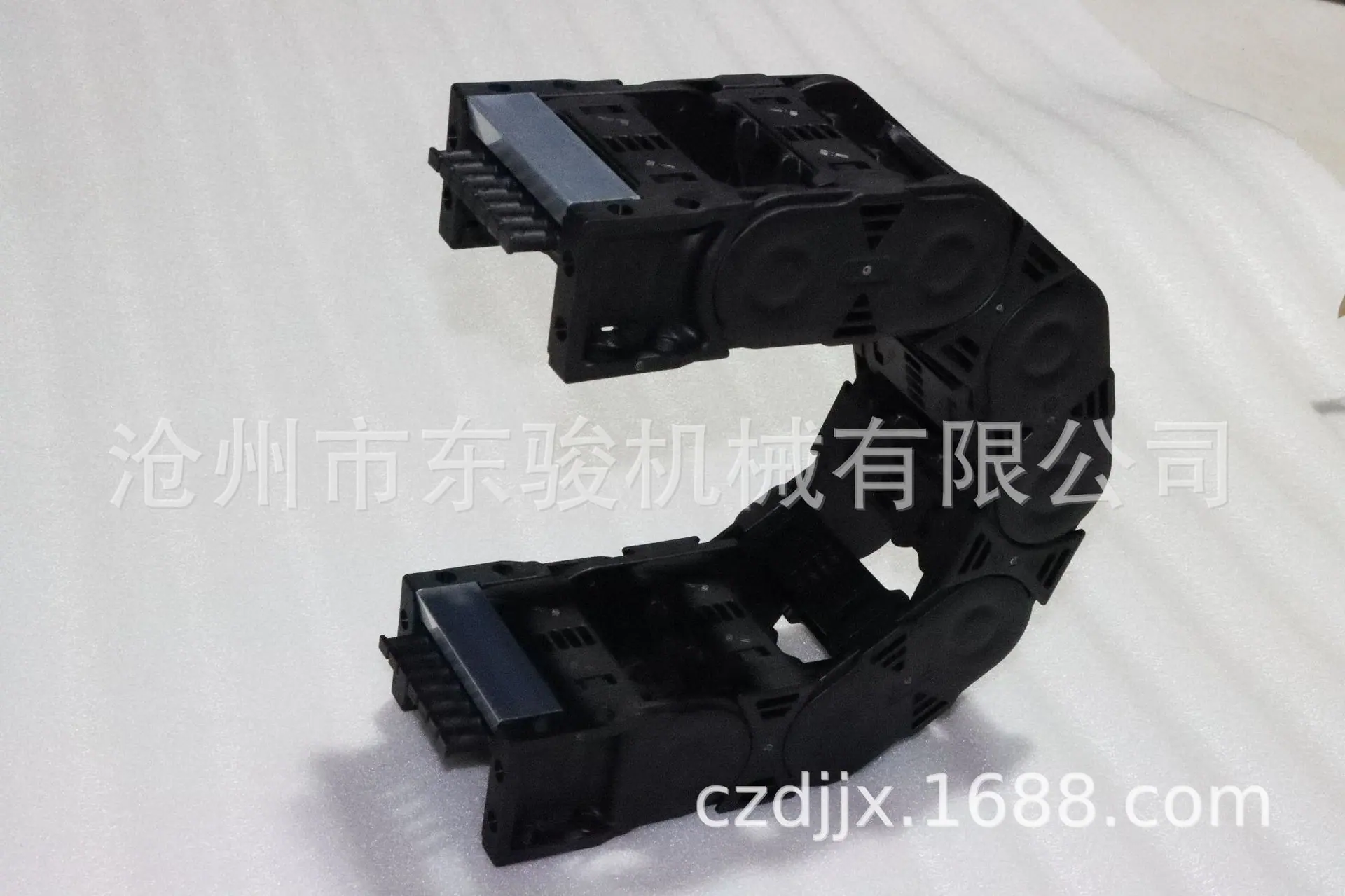 微信图片_20251223173545_343_17.jpg