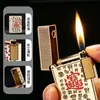 Nueva Serie de Tallado Exquisito Encendedor Retro de Queroseno de Llama Abierta con Encendido de Pedernal Deslizante Lateral, Encendedor de Regalo de Moda para Hombre