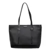 Bolsa de ombro retrô da moda de grande capacidade para mulheres, novo modelo 2026, bolsa tote patchwork, bolsa pequena simples de ombro e axila