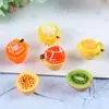 Simulación Ultra-Mini Fruta Linda Gránulos Comida Miniatura Juguetes Pegamento de Crema DIY Pasadores de Pelo Hechos a Mano Hebillas de Zapatos Ropa de Muñeca Adornos de Resina