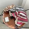 Chapéu Lei Feng Listrado Estilo Coreano para Mulheres, Quente de Inverno com Proteção para Orelhas, À Prova de Frio, Forrado com Fleece, Espessado, Fivela Casual, Boné de Beisebol Grosso