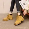 Botas Rhubarb Botas Martin com Solado Grosso para Mulheres 2024 Novo Outono/Inverno Casal Estilo Britânico Moda Versátil Cadarço Botas de Motocicleta