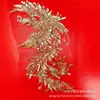 Changshu Runfa Disfraz Dorado Rojo Lentejuelas de Alto Brillo Tela Perlada Brillante Pegatinas de Fénix Disfraz de Escenario Rendimiento