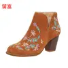 LiuFu 2026 Outono/Inverno Novos Saltos Altos de Tamanho Grande para Comércio Exterior, WISH Amazon Sapatos de Moda Feminina Europeus e Americanos