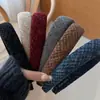 Tiara Retrô Larga em Formato de Coração para Mulheres 2025 Novo Estilo High-End para Sair Faixa de Cabelo Elegante Versátil Presilha Acessório de Cabelo