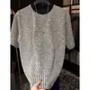 Verão 2025 Top de Manga Curta com Gola Redonda e Listras Escala Preto e Branco de Luxo Leve com Logo Bordado Pequeno Camiseta Versátil de Meia Manga Masculina Moda Masculina