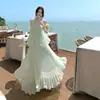 Vestido romántico estilo francés sin espalda con cuello halter con un chal de hada para vacaciones de verano en la playa en chifón rosa agua y verde lago