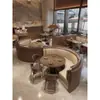 Bancos sob medida para restaurantes temáticos, incluindo bancos de parede, semicirculares e estofados para restaurantes de estilo ocidental, além de mesas e cadeiras comerciais para cafeterias.