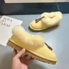 2026 Franguinho Botas de Inverno Curtas Amarelas de Algodão Quentes Novo Estilo Botas de Neve Femininas Camurça Fundo Plano Borla Pelo Botas de Neve