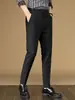 Pantalones Casuales Cortos para Hombre Primavera y Otoño Ajustados Pantalones de Hombre 2008 Versátil
