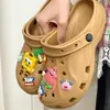 Zuecos para mujer para enfermeras, calzado casual para exteriores, sandalias impermeables de verano 2026, de punta cerrada, con suela suave, pantuflas de suela gruesa para mujer