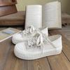 Zapatos Blancos Pequeños Temporada Primavera/Verano 2023 Nuevo Nicho Versátil Medio Destalonado Doble Uso Suela Gruesa Aumentada Zapatos Casuales de Plataforma