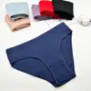 Hilo de algodón transpirable transfronterizo ropa interior para mujer textura de raya vertical algodón cintura briefs inferiores al por mayor mujer
