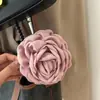 Flor de Tecido Estilo Igual da Caro Flor Rosa Presilha de Tubarão Recomendado por Blogueira Adorno de Cabeça Traseiro de Garota Francesa