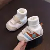 Zapatos de Primeros Pasos Primavera y Otoño Suelas Blandas 3-6-12 Meses Zapatos y Calcetines para Bebé Anticaídas Antideslizantes para Bebé