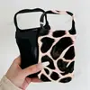 Funda de Teléfono Estilo Coreano Ins con Bloques de Color y Estampado de Vaca para Apple 18Pro, Funda de Película de Onda Grande, Cubierta de Teléfono Brillante de Doble Capa