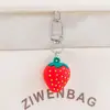 Variedad de Llaveros de Frutas, Adornos Tridimensionales de Plástico Blando, Amigos del Jardín de Infancia, Regalos para Hombres y Mujeres, Al por Mayor Listos para Enviar Transfronterizo
