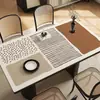 Jogo americano vintage, à prova d'água e à prova de óleo, jogo americano de mesa de jantar sem lavagem, novo jogo americano de mesa de jantar de luxo leve de alta qualidade, resistente a altas temperaturas e anti-queimaduras