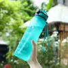 Spot de fábrica transfronterizo hervidor de rebote de 1000 ml portátil para exteriores con escala pajita TRITAN taza deportiva para fitness