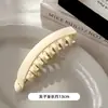 Clípe Grande de Torção Fosco para Rabo de Cavalo Alto Clípe Banana Mágico Firme com Dentes Clípe Tubarão Simples Fashionável para Parte de Trás da Cabeça