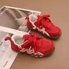 Tênis esportivos infantis, nova coleção primavera/outono 2026: sapatos infantis estilo Forrest Gump, sapatos casuais de malha para meninas e tênis de corrida para estudantes