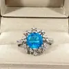 Anel de Floco de Neve Aberto Brilhante Banhado a Platina Romântico Super Brilhante Diamante Floco de Neve de Moissanite Sintético Azul Marinho de 2 Quilates
