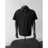 Camisa Polo Falsa Duas Peças Estilo Americano, Camiseta de Gola Polo Masculina de Manga Curta para o Verão Estilo College, Cleanfit Pesada de Meia Manga