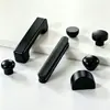 Juego de tiradores de madera maciza de color negro mate para puerta de armario y puerta de mueble, juego de tiradores de madera lacada minimalista para puerta de mueble y cajón