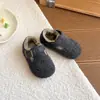 Zapatos de algodón para niños, nueva colección otoño/invierno 2026, zapatos peludos para niñas, forrados de felpa para abrigar, zapatos para bebé estilo Birkenstock de suela suave